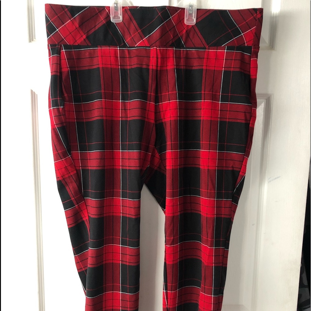 Torrid tummy smoothing leggings